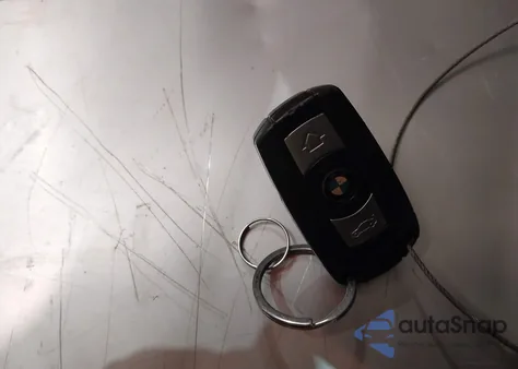 2011 BMW 328I xDrive из США, поврежденный, VIN WBAPK5C59BA660383